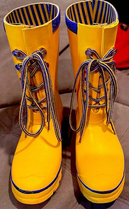 Hunter - Picture 2 of 4